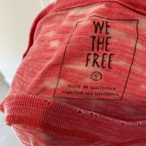 We The Free Distressed T-Shirt sz M - Picture 7 of 8